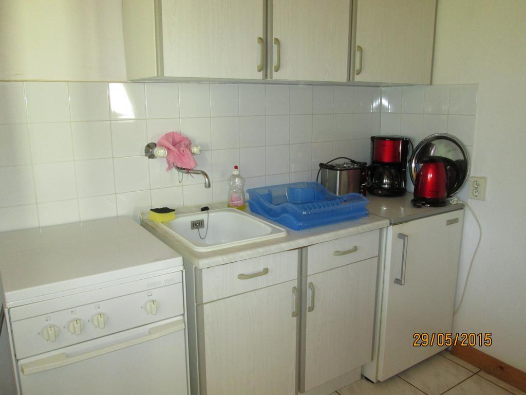Fenyves Vendeghaz Apartment Balatonfenyves Exterior foto